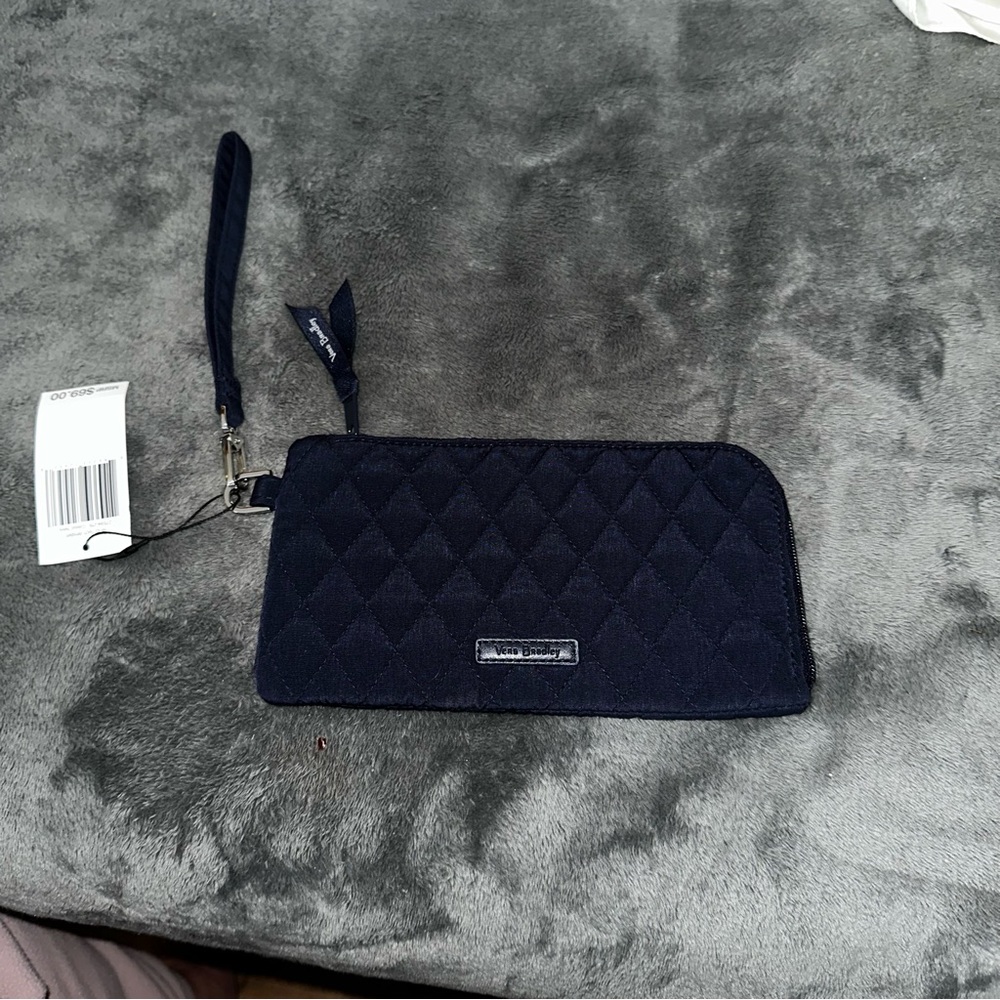 Vera Bradley RFID Tech zip wristlet NWT
